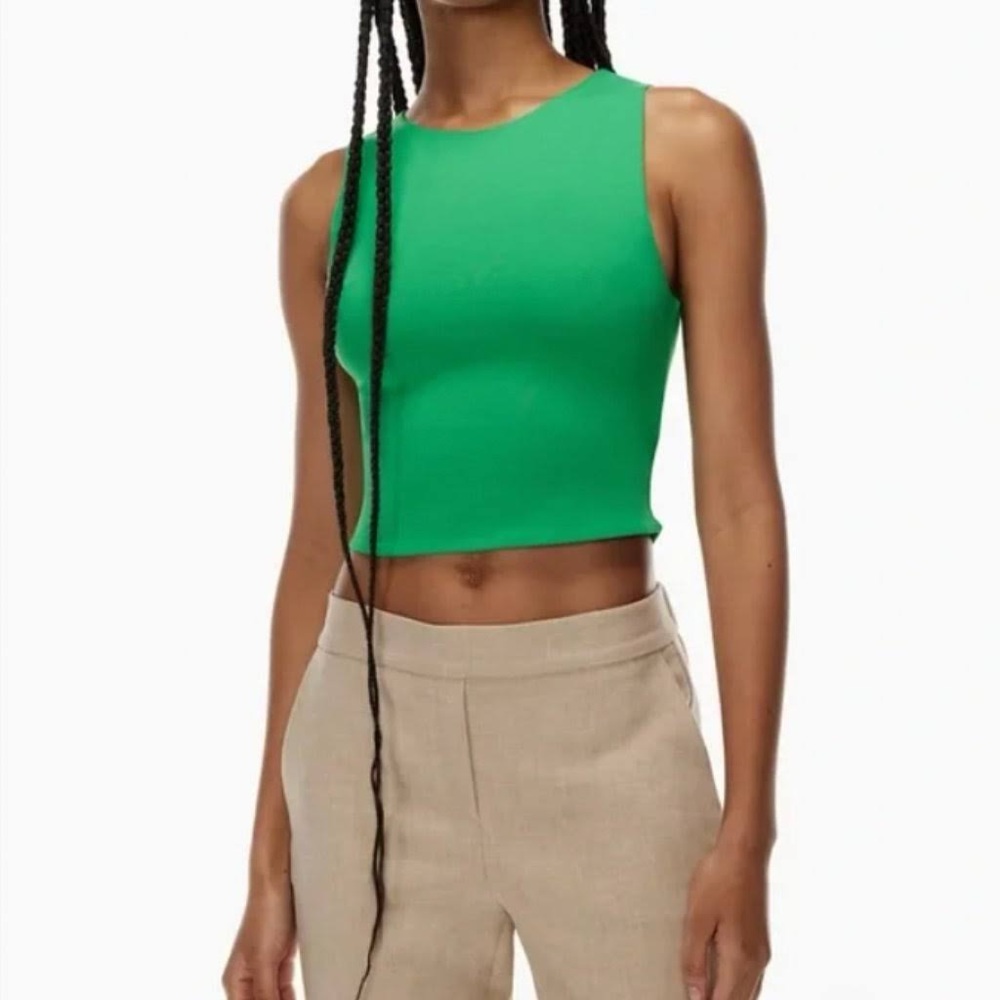 Babaton Contour Crew Muscle Tank